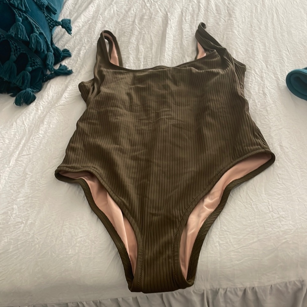 Madewell swimsuit, nwt
